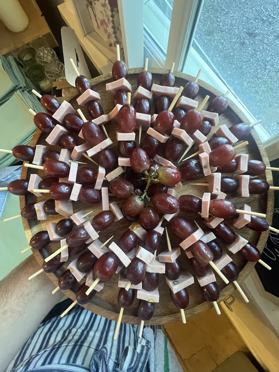 Grapes and cheese appetizer plate